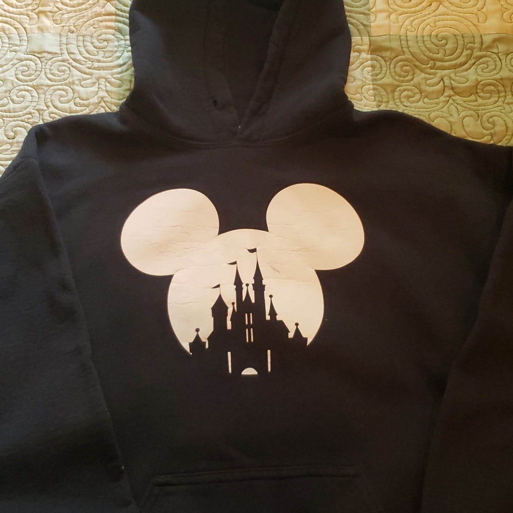 Black sweatshirt with WDW Castle size M